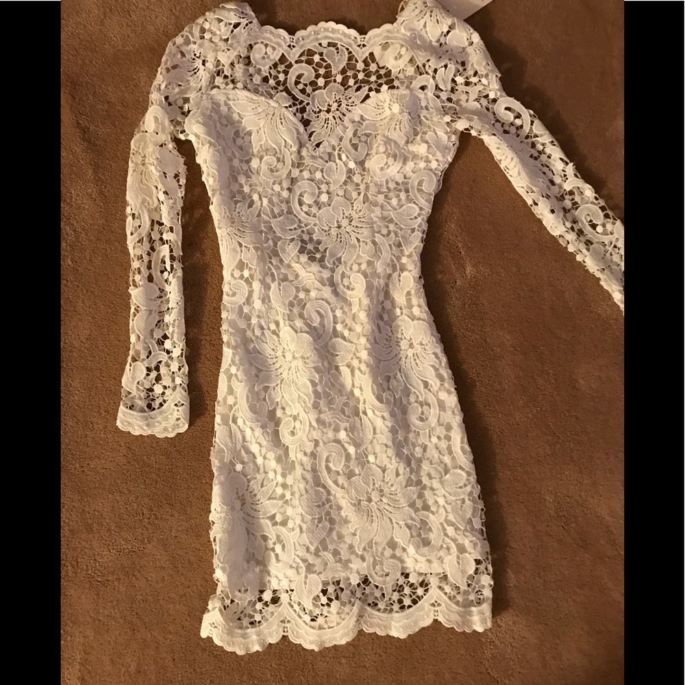New white lace dress